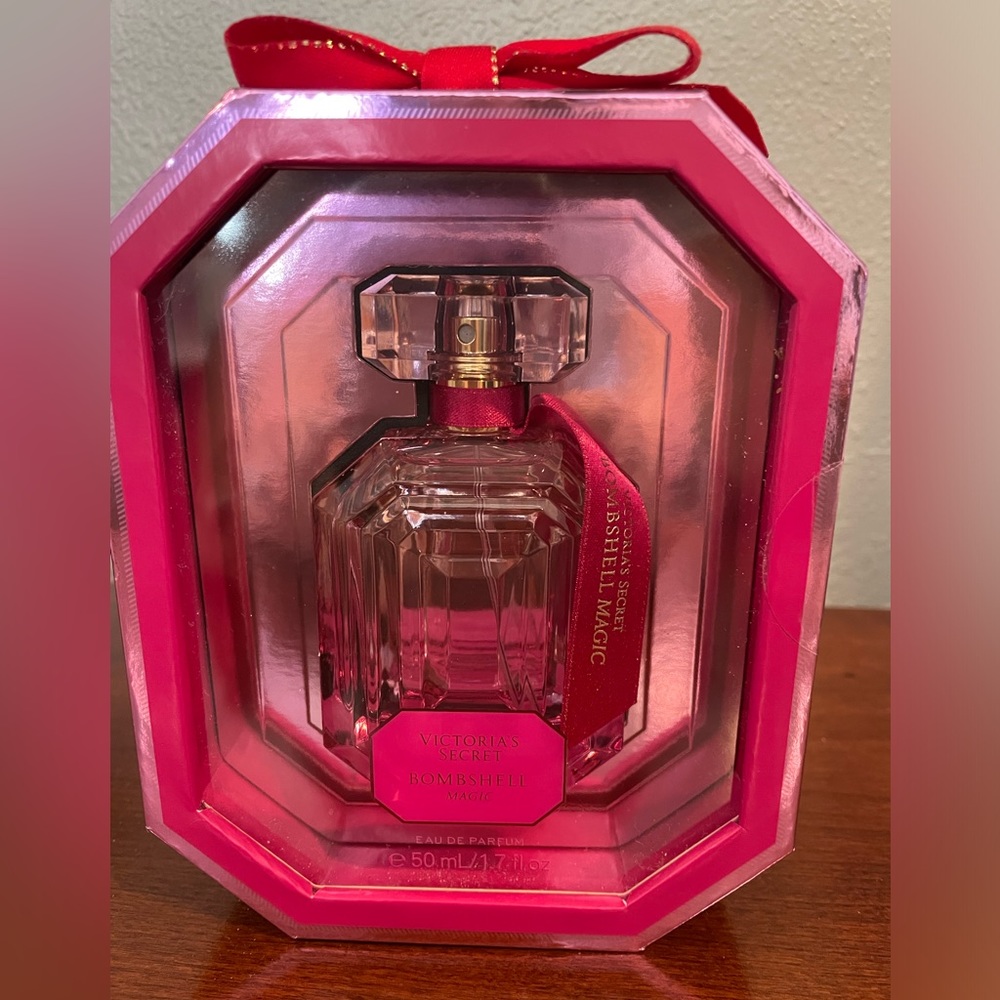 NEW Victoria’s Secret Bombshell Magic Performe